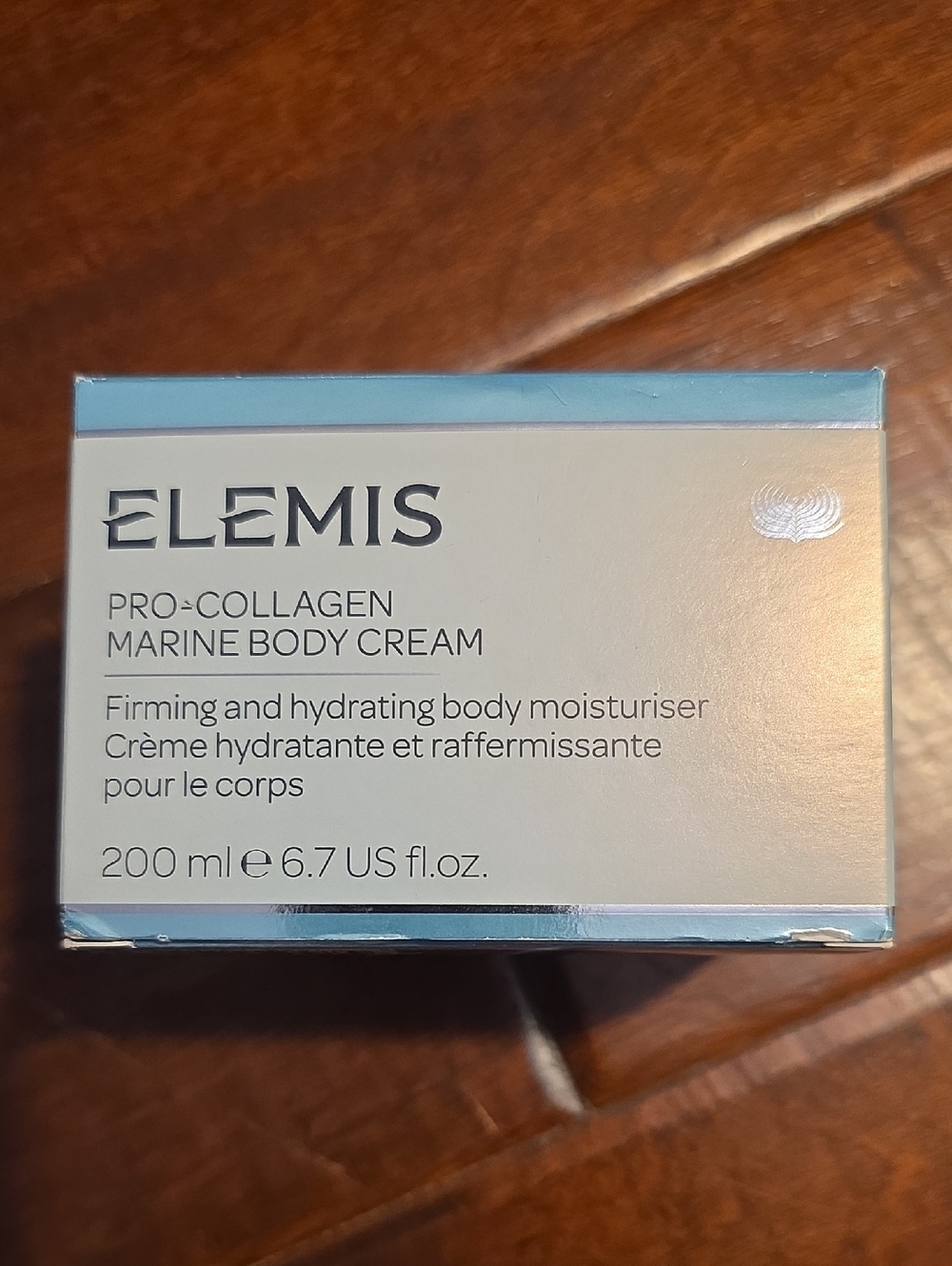 ELEMIS Pro-Collagen Marine Body Cream - Light Blue and White Packaging